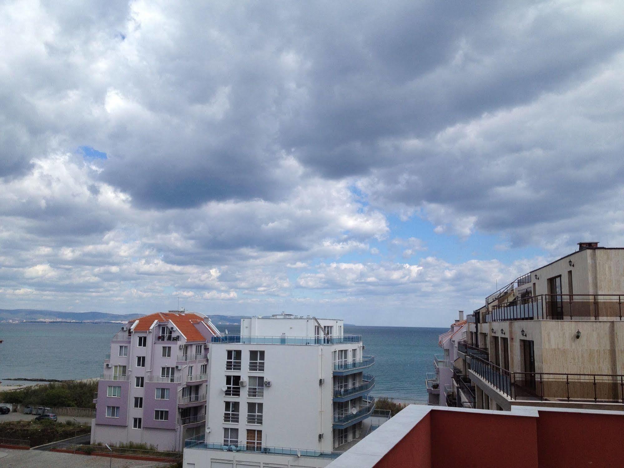 Arizona Del Mar Apartment เปาโมเรีย ภายนอก รูปภาพ